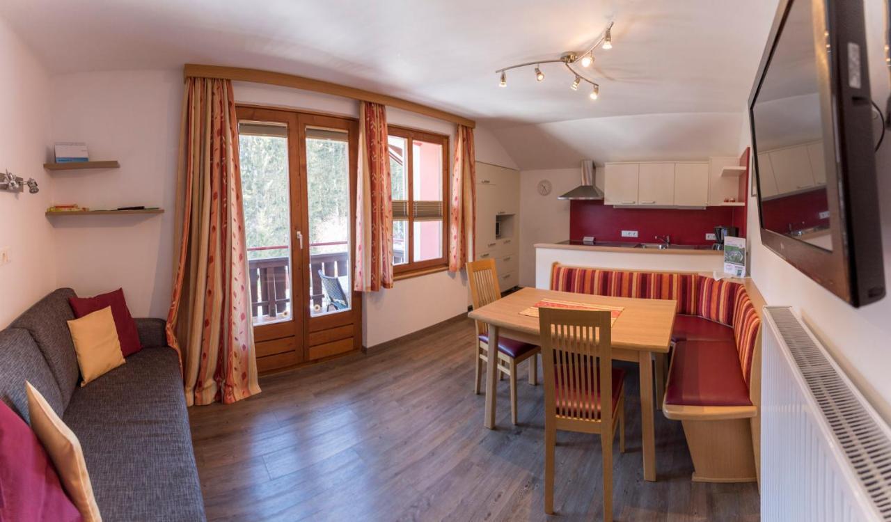 Gaestehaus Schwaiger Mariapfarr Luaran gambar