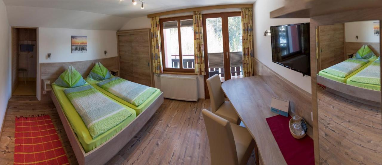 Gaestehaus Schwaiger Mariapfarr Luaran gambar